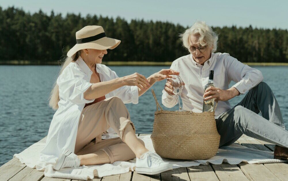 happy-senior-couple